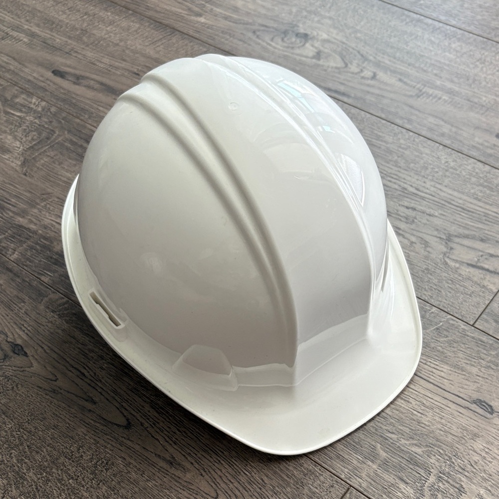 White Safety Hard Hat - Durable Construction Helmet